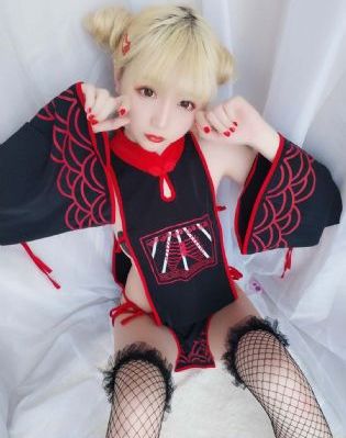 少妇人妻喷水久久自慰_HDHD高清在线观看
