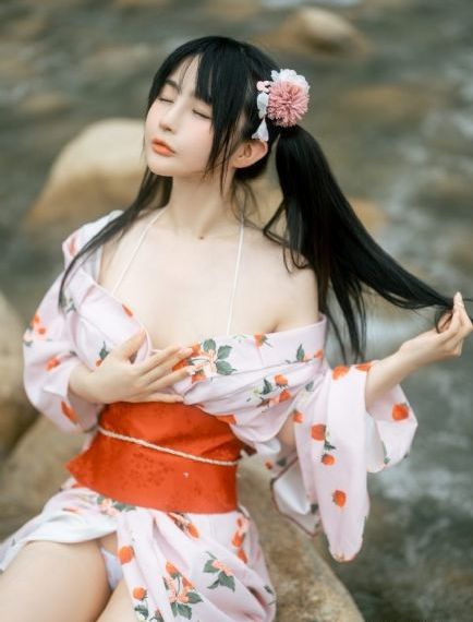 黄色在线网站污污污无删减_720免费高清观看