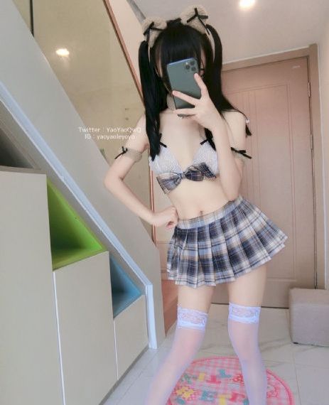 黄黄色色的网站_剧情片高清完整版