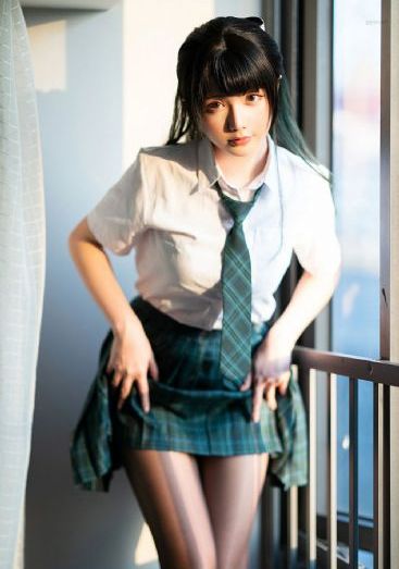 国产高中女学生第一次_720超清免费观看