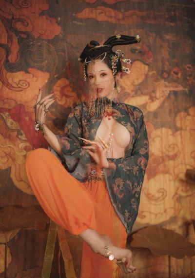 亚洲无人区编码国产激情_720完整在线观看