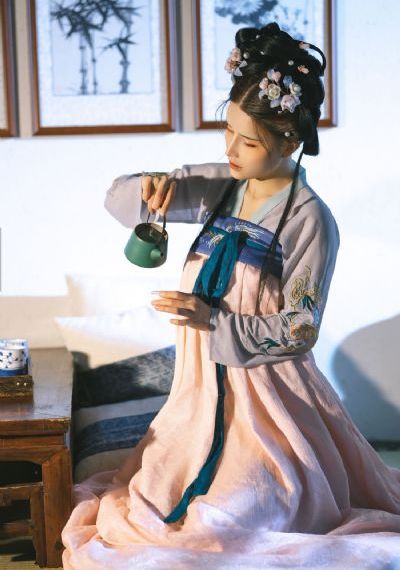 seyeye8高清视频在线_国产剧免费观看超清