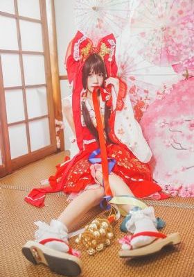 轻轻挺进新婚少妇身体里_1080P动漫在线观看