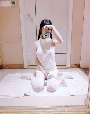 婷婷五月自拍偷拍_剧情片免费观看