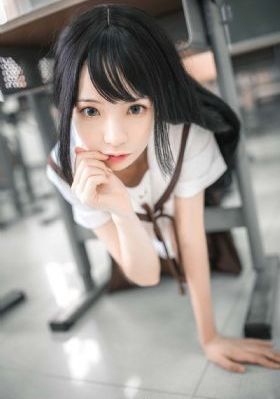 紫彩乃在线_迅雷在线观看