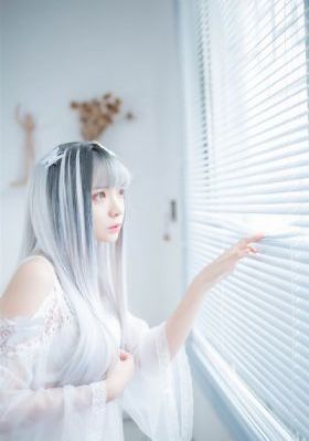 妽妽的下面又肥又大_4K在线观看视频